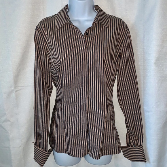 EUC- RARE!! PINK THOMAS PINK Button Down Shirt! - Picture 1 of 4